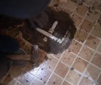 友好卫生间漏水维修公司为您分享下卫生间渗水如何处理及注意事项